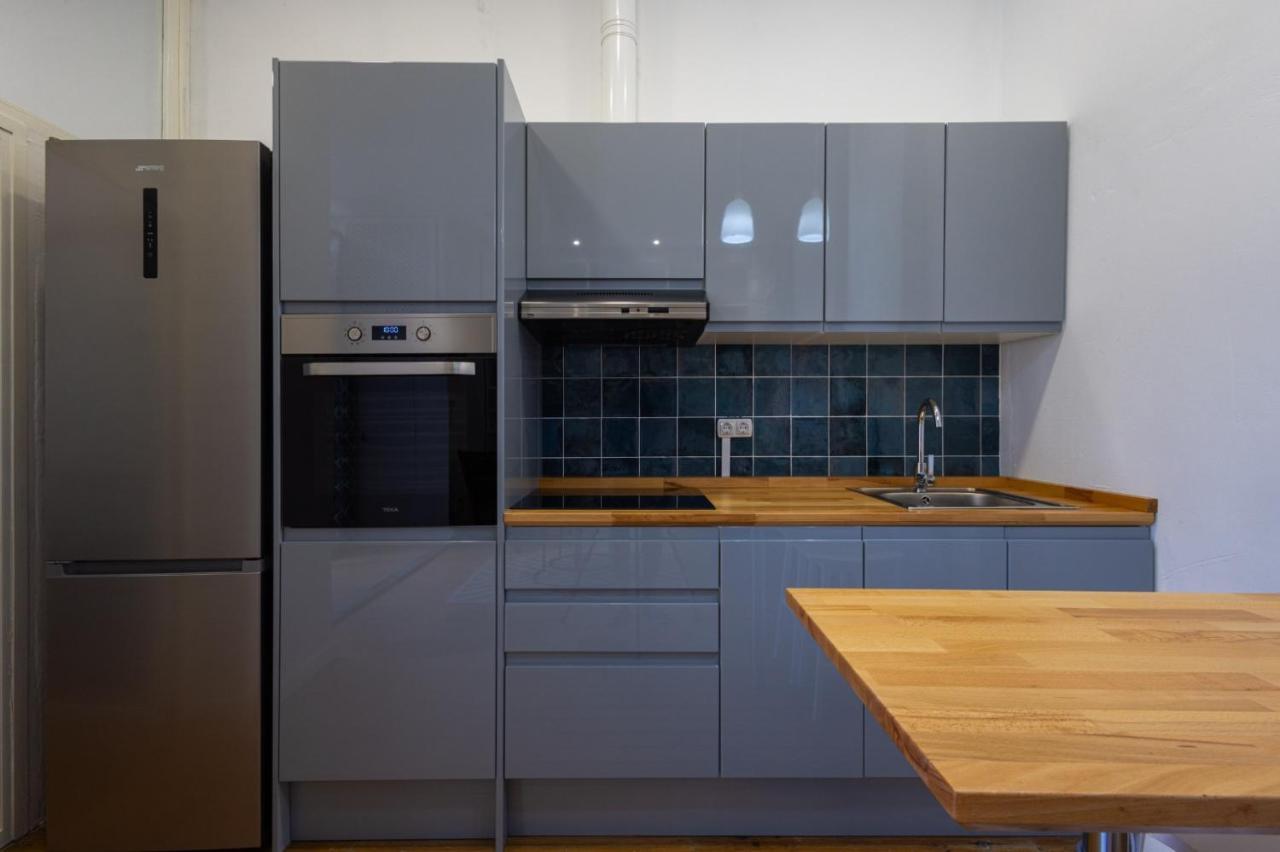 Florit Flats - The Vella Apartment Βαλένθια Εξωτερικό φωτογραφία